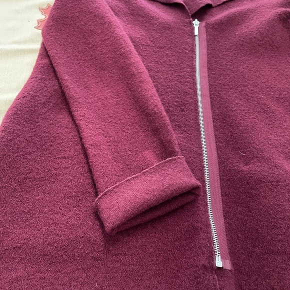 Chico’s women’s solid Boiled wool Moto Jacket. Size Chico’s 0 - small Maroon red - Picture 6 of 6